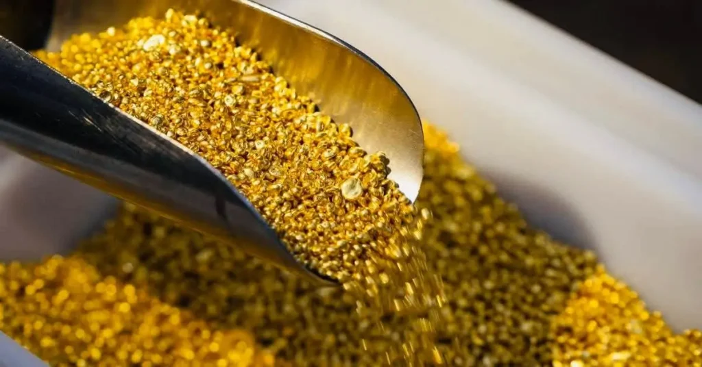 Why Gold Price Is Hitting Records in Bangladesh? 5 Key Reasons